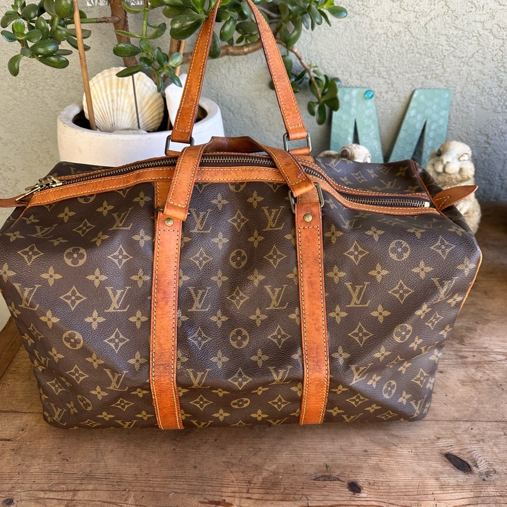🔥🔥Louis Vuitton Monogram Keepall 45